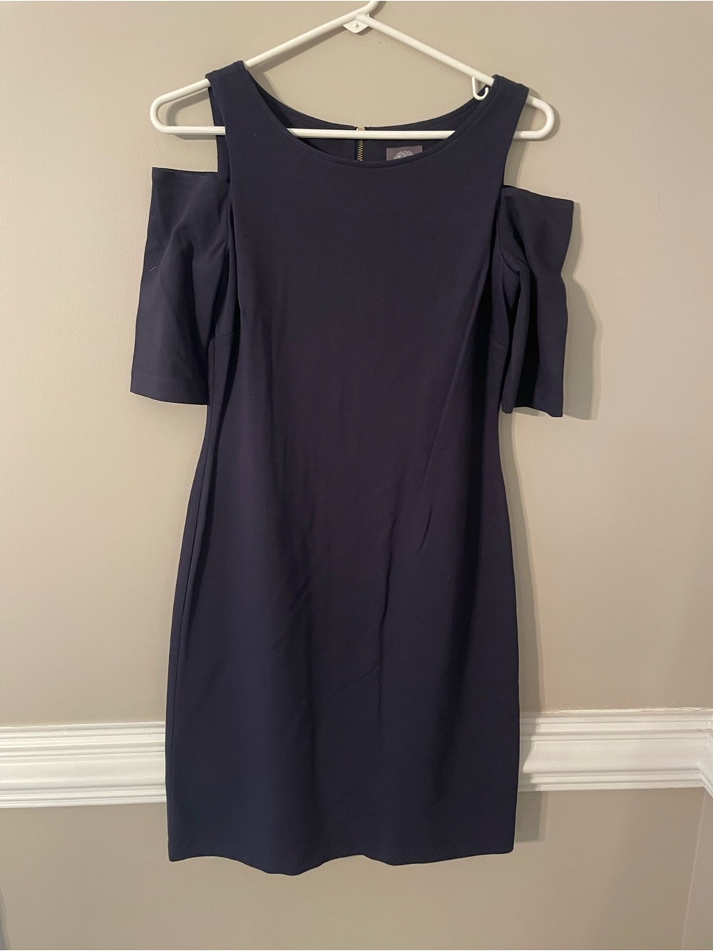Like New Vince Camuto Navy Cold-Shoulder Mini Dress